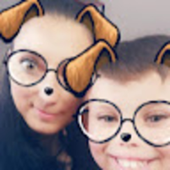 Meet your Posher, Social - Picture 1 of 1